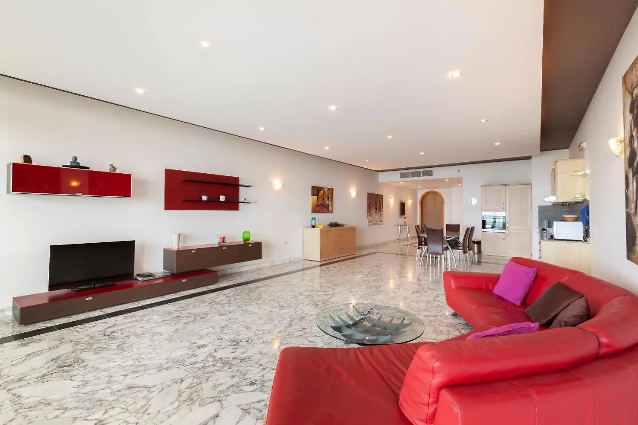 Spacious Seafront Apt With Living, Sofa, Wifi & Ac By 360 Estates Sliema Apartment